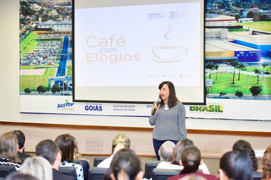 cafe-com-elogios-9