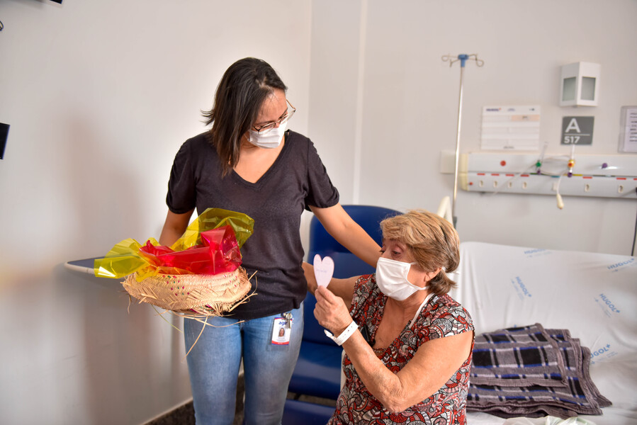 correio-elegante-na-cardiologia-do-hugol-espalha-amor-no-coracao-de-usuario-e-colaboradores