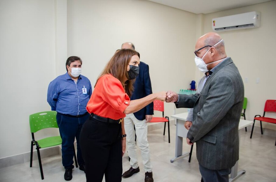 clinica-teia-agir-recebe-visita-de-gracinha-caiado