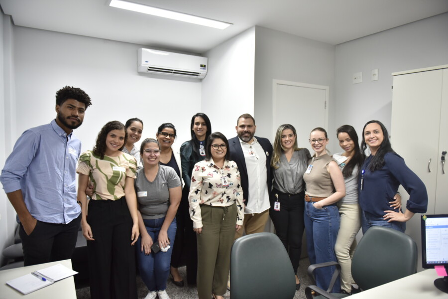 hugol-recebe-representantes-de-unidade-de-saude-de-itumbiara-para-benchmarking