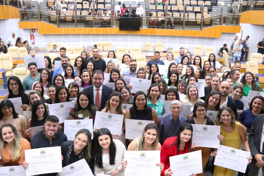 camara-municipal-de-goiania-homenageia-profissionais-de-enfermagem-do-hugol
