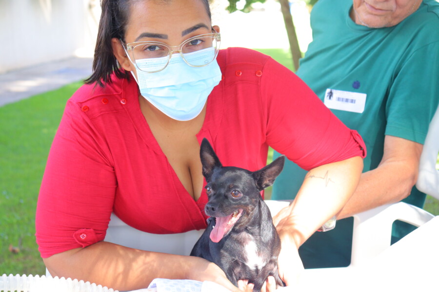 hds-promove-momento-de-pet-terapia-levando-alegria-para-pacientes-internados-na-unidade-de-cuidados-prolongados