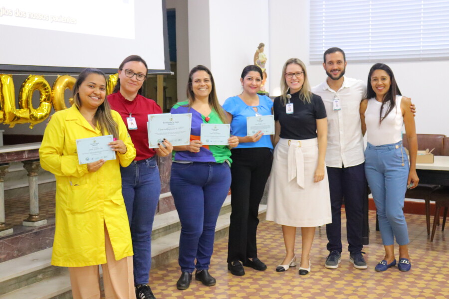 profissionais-do-hds-sao-reconhecidos-em-programa-podelogiar