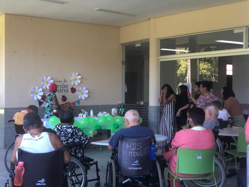 pacientes-moradores-do-hds-celebram-aniversarios-com-festas-e-emocao
