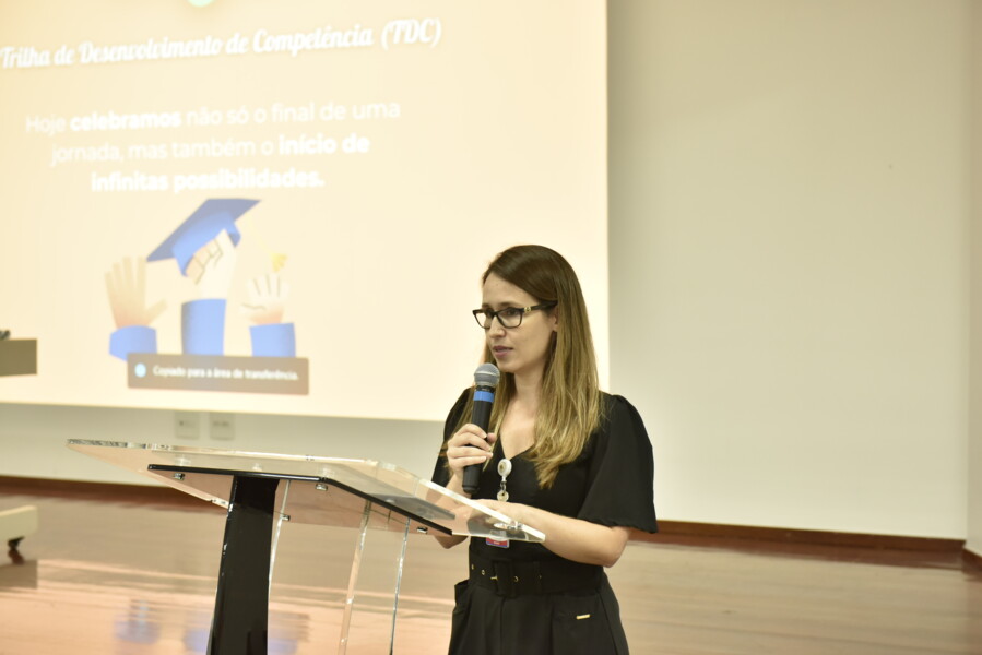 hugol-realiza-formatura-da-trilha-de-desenvolvimento-de-competencias-em-fisioterapia