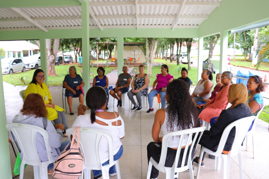fevereiro-roxo-hds-promove-cuidado-integral-a-pacientes-com-fibromialgia