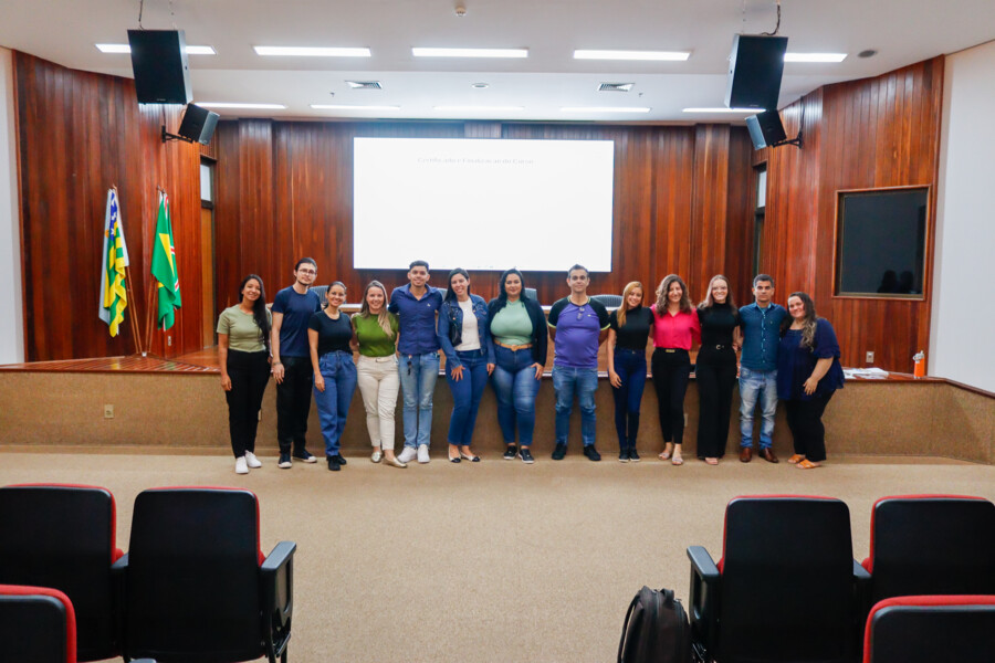 crer-recebe-novos-profissionais-para-o-programa-de-aperfeicoamento-20251