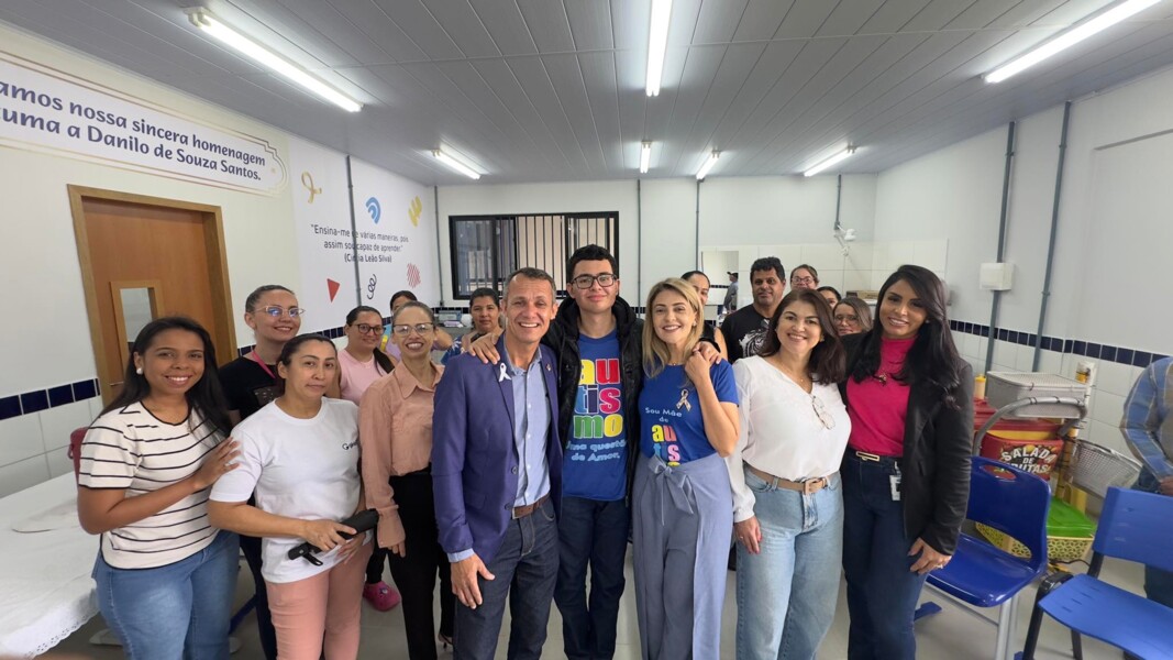 unidade-de-anapolis-da-rede-teia-realiza-palestra-sobre-a-importancia-da-carteira-de-identificacao-do-autista