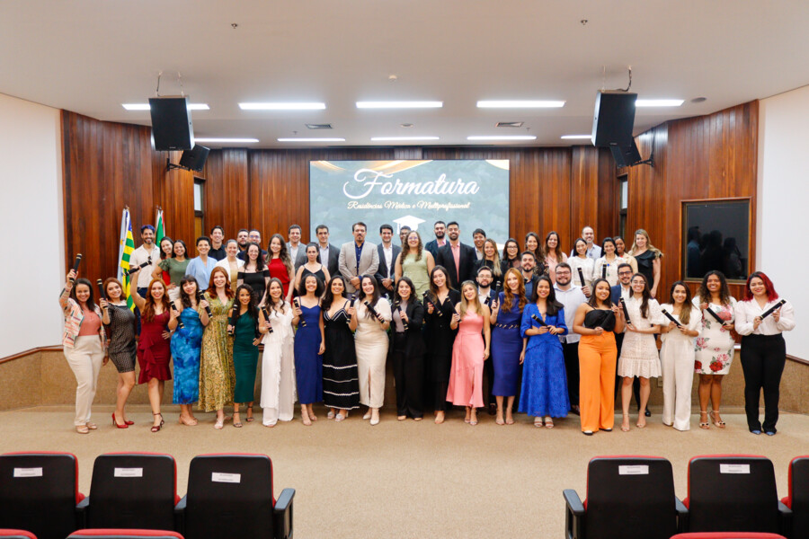 compromisso-com-a-saude-crer-celebra-formatura-de-residentes-medicos-e-multiprofissionais