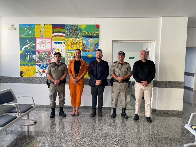 hecad-recebe-visita-do-comando-do-31-bpm-de-goias