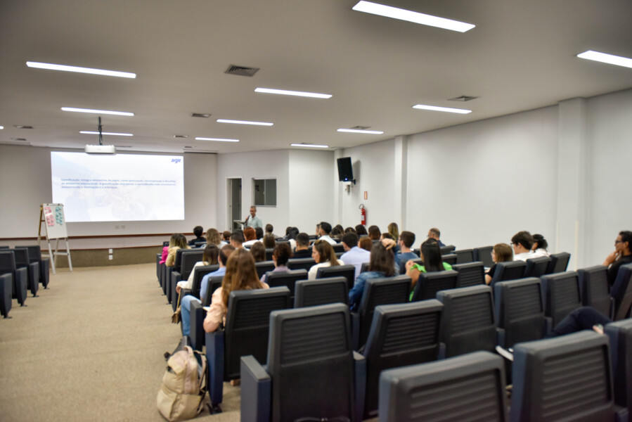 hugol-promove-capacitacao-sobre-metodologias-de-ensino-na-saude