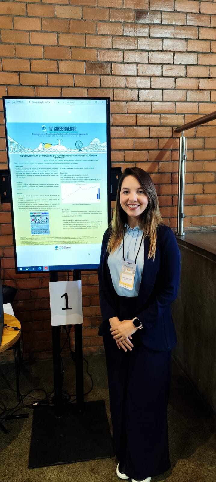 colaboradora-do-hecad-participa-de-congresso-internacional-sobre-seguranca-do-paciente