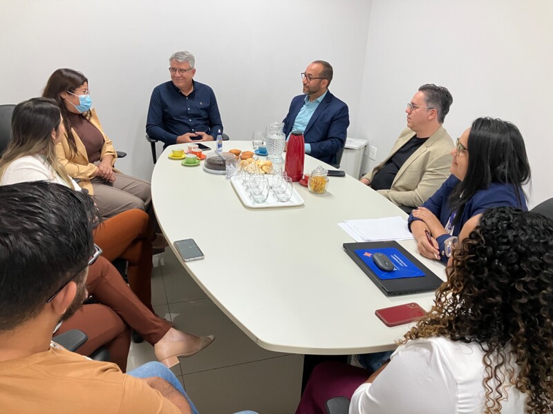 plcgo-recebe-o-superintendente-executivo-da-agir