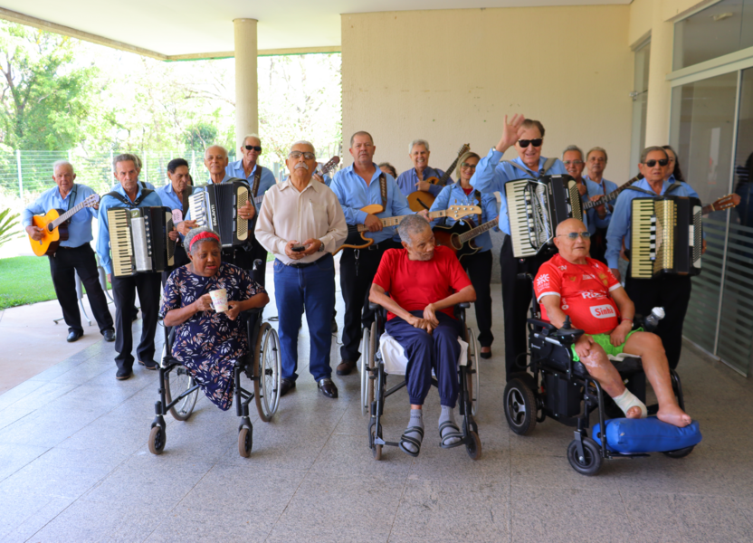 hds-promove-manha-especial-em-alusao-ao-dia-internacional-do-idoso