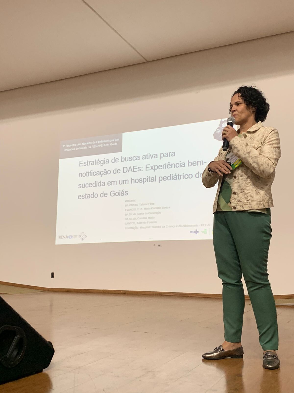 hecad-recebe-premiacao-no-3-renaveh-go