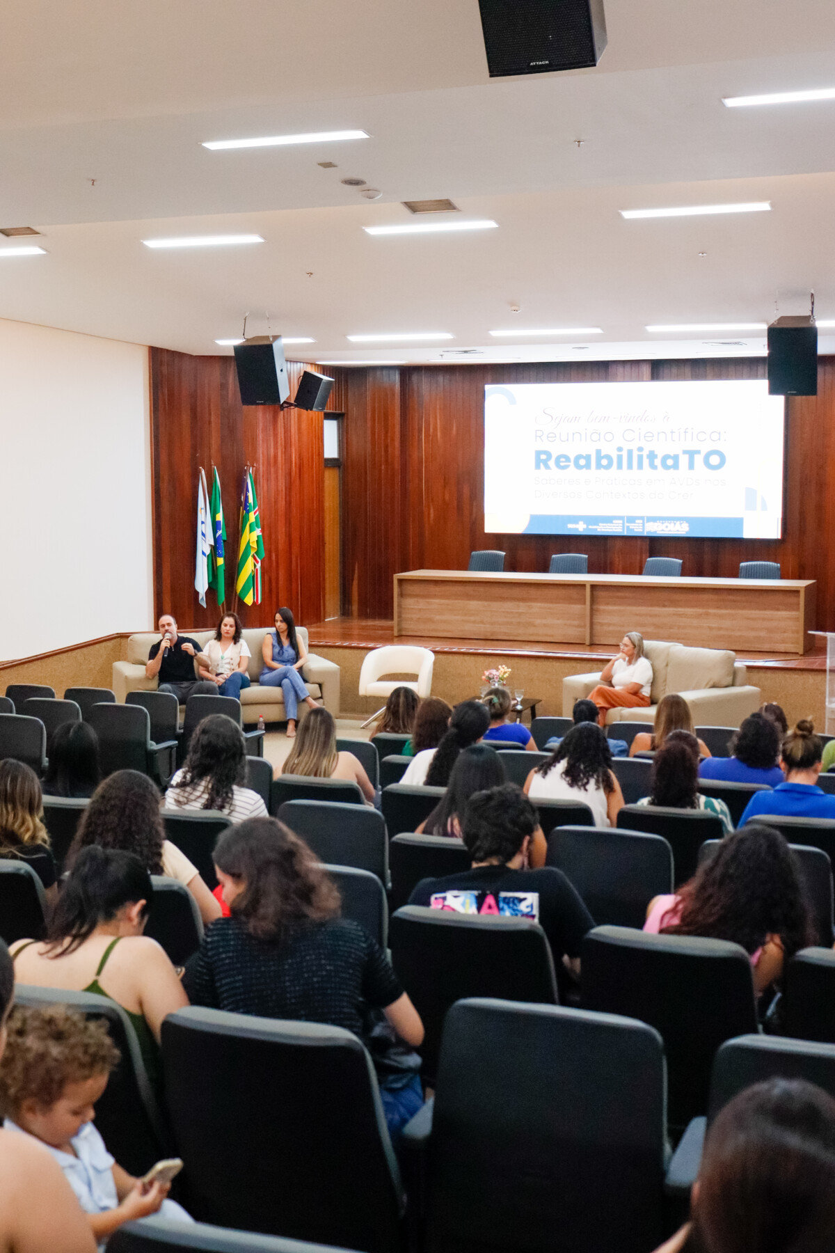 reuniao-cientifica-do-crer-aborda-saberes-e-praticas-em-avds-nos-diversos-contextos-da-instituicao