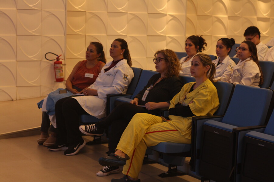 hecad-recebe-alunos-de-psicologia-da-puc-goias-e-fortalece-o-ensino-em-saude-humanizada