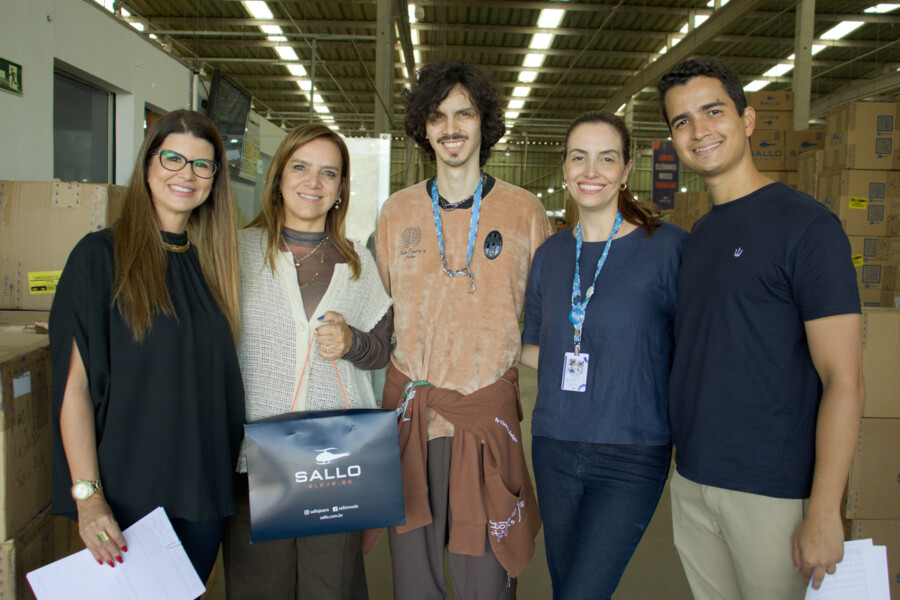 rede-teia-agir-e-beneficiada-por-doacao-de-roupas-realizada-pela-sallo-com-apoio-do-dj-heydoc