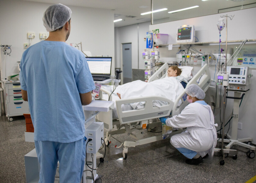 implementacao-do-kamishibai-digital-na-uti-do-crer-reforca-seguranca-do-paciente-e-excelencia-assistencial