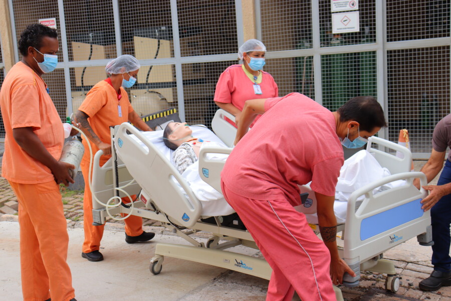 hds-realiza-simulacao-de-evacuacao-e-reforca-preparo-das-equipes