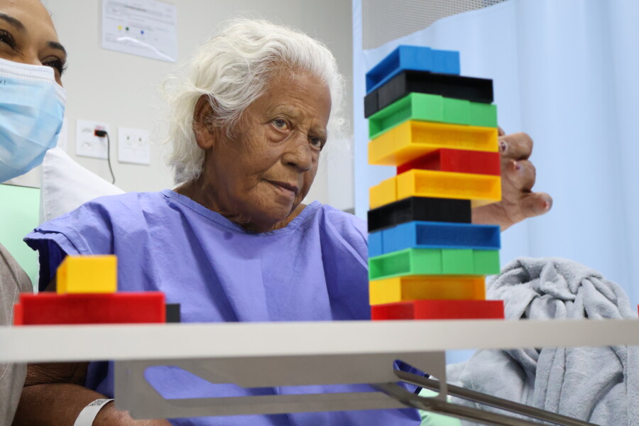 hospital-regional-de-dourados-inicia-estimulacao-neurocognitiva-sensorial-como-pratica-de-cuidado-na-uti-adulto