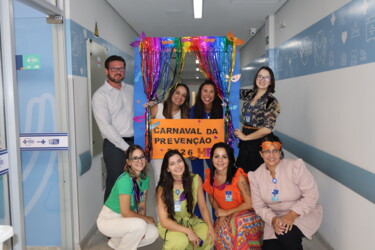 carnaval-da-prevencao-leva-orientacoes-de-saude-a-pacientes-e-acompanhantes-no-hrd