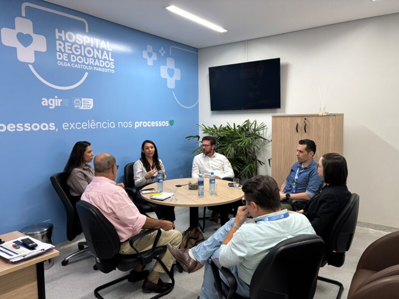 hrd-e-ses-ms-alinham-estrategias-para-fortalecer-ensino-e-formacao-em-saude-na-unidade