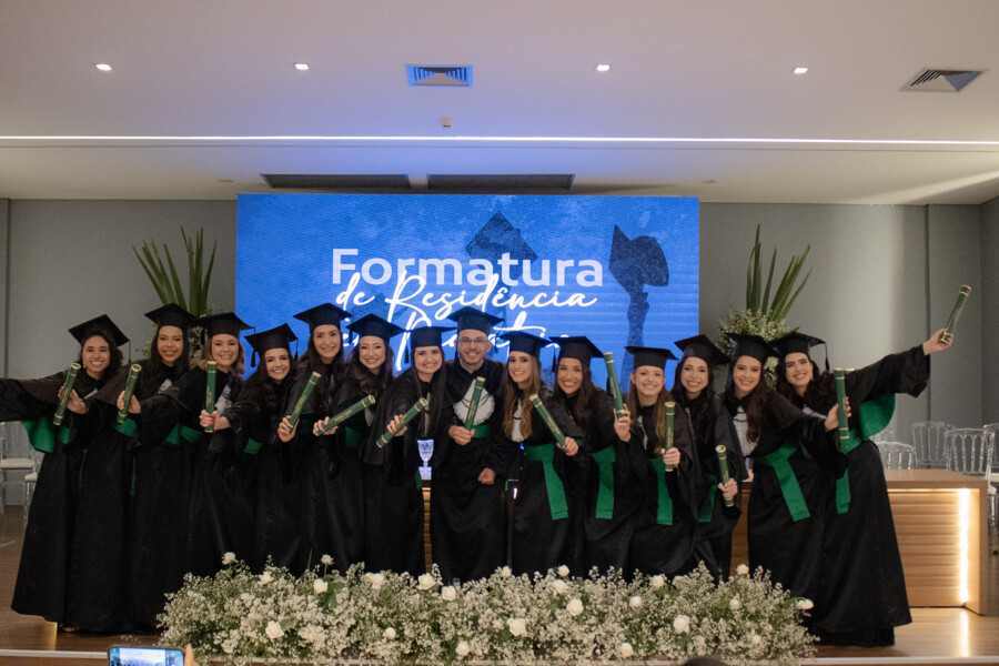 hecad-realiza-formatura-da-primeira-turma-de-residencia-medica-em-pediatria