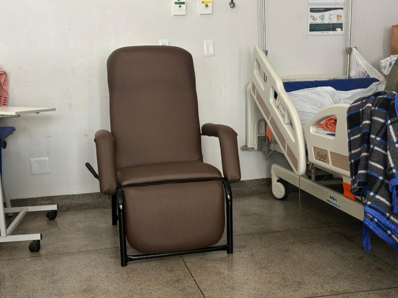hospital-estadual-de-jatai-recebe-novos-mobiliarios-para-reforcar-assistencia-e-conforto-de-pacientes
