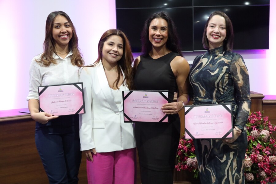 profissionais-do-hrd-sao-homenageadas-em-sessao-solene-na-camara-municipal-de-dourados