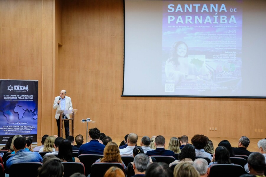 superintendente-de-relacoes-institucionais-da-agir-participa-de-lancamento-de-revista-em-comemoracao-aos-445-anos-de-santana-de-parnaiba-sp