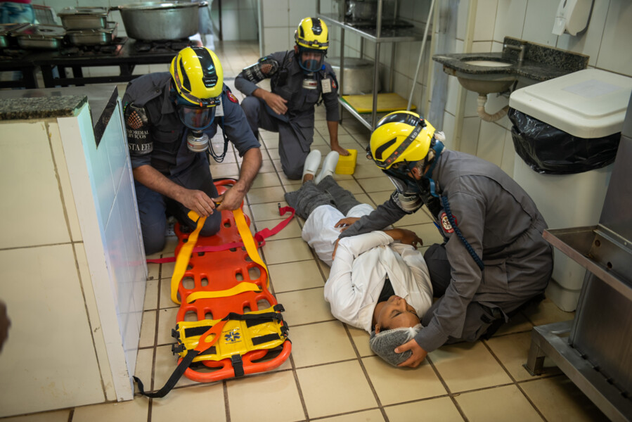 hugol-realiza-simulado-de-evacuacao-e-reforca-preparo-para-situacoes-de-emergencia