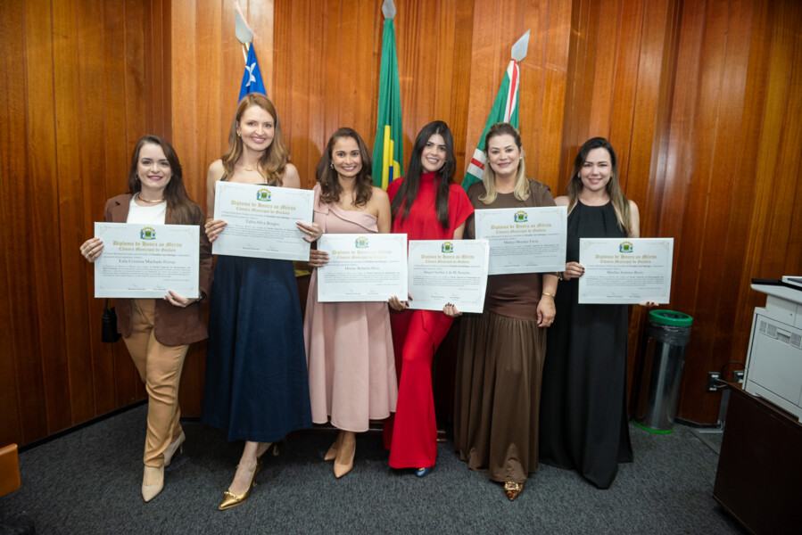 profissionais-de-nutricao-da-agir-sao-homenageadas-na-camara-municipal-de-goiania