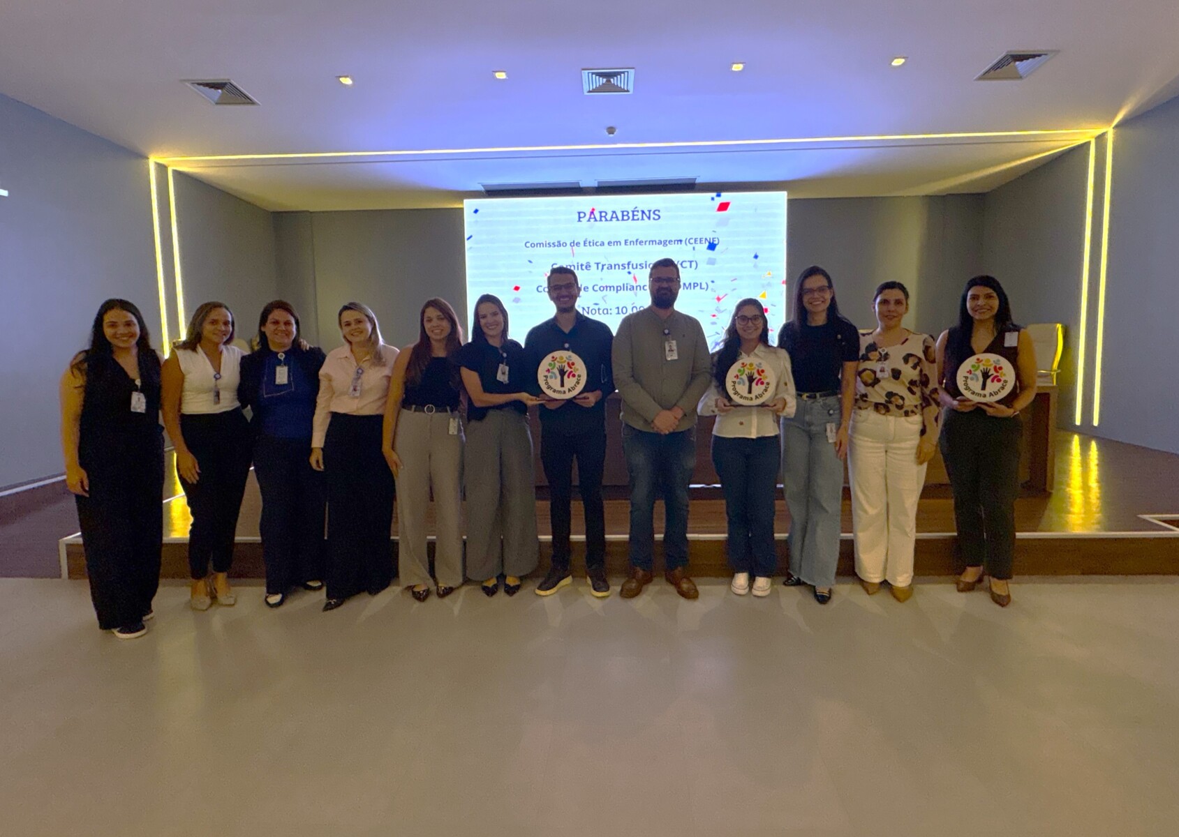 hecad-realiza-premiacao-trimestral-do-programa-abrace-e-reconhece-comissoes-de-destaque