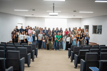 agir-reune-liderancas-do-hugol-para-apresentar-melhorias-na-gestao-de-documentos