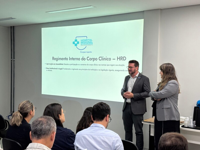 hrd-realiza-reuniao-para-aprovacao-do-regimento-interno-do-corpo-clinico