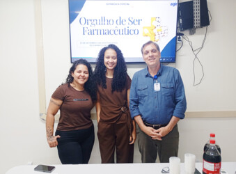unidade-praia-do-sua-comemora-o-dia-do-farmaceutico-nutricionista-e-biologo-com-confraternizacao-entre-colaboradores