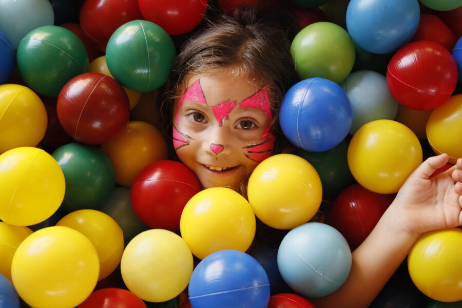 crer-celebra-o-dia-das-criancas-com-a-magia-da-disney-e-programacao-especial-para-pacientes