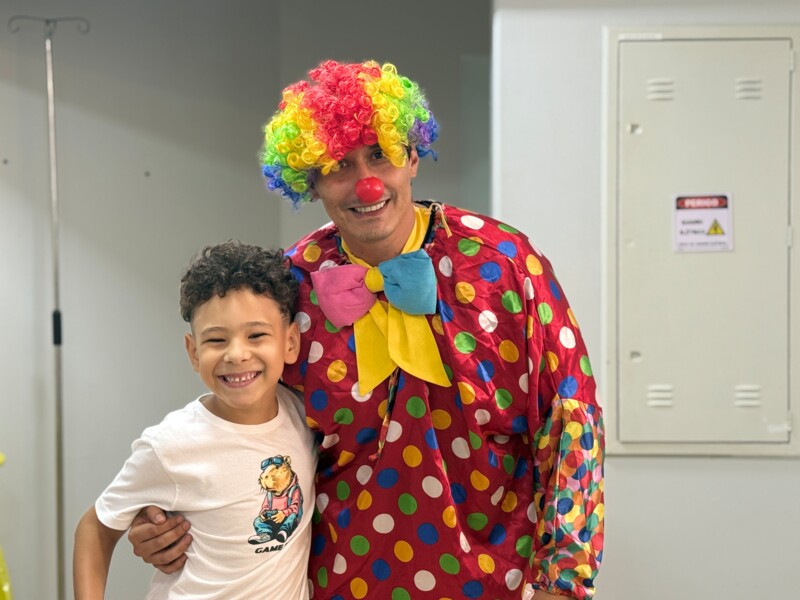 brincadeiras-e-afeto-transformam-rotina-do-atendimento-infantil-no-hej